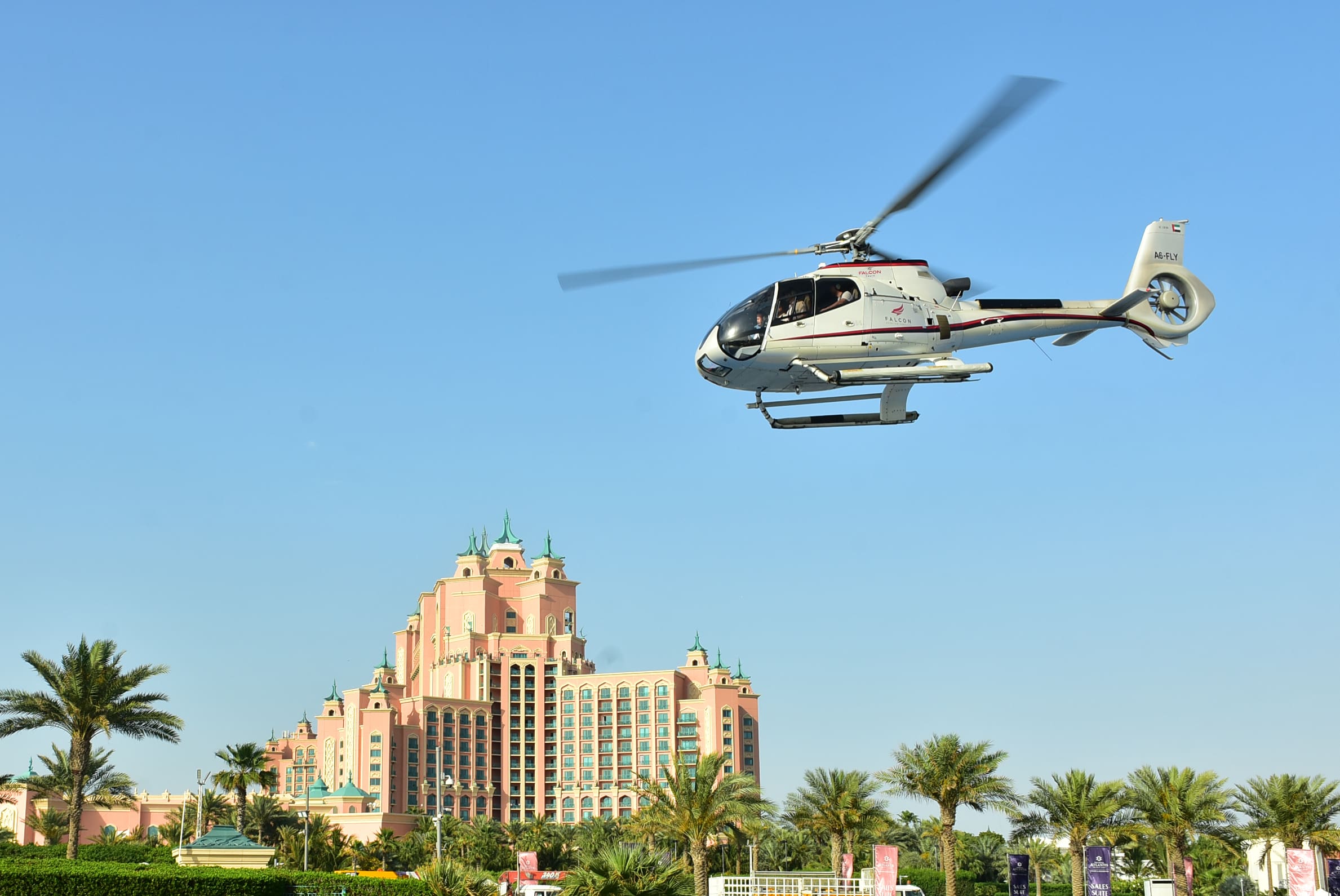 Helicopter Tour Dubai l Dubai Helicopter Tour l Book A Helicopter Tour l Aerial Ride in Dubai l Helicopter Tour Over Dubai l Helicopter ride in Dubai