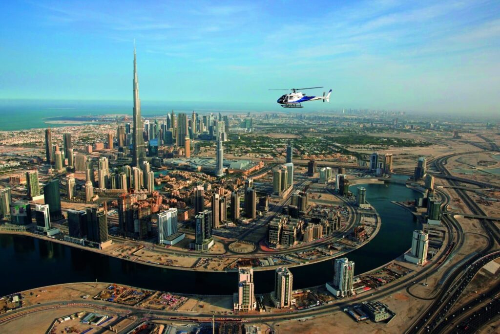 soaring-splendor-a-17-minute-helicopter-tour-over-dubai